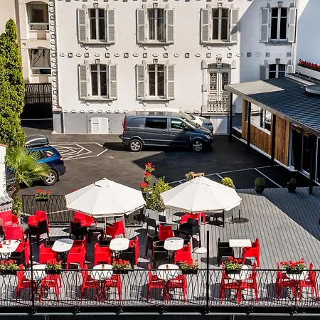 Rosalita Hostel *